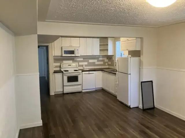 For Rent 2 Bedroom Apartment Edmonton AB DS104181374
