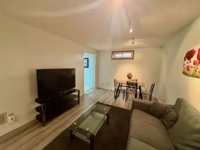 For Rent 2 Bedroom Apartment Edmonton AB DS104181480