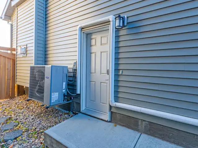 For Rent 2 Bedroom Apartment Edmonton AB DS104181504