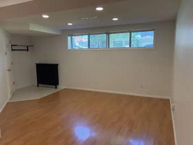 For Rent 2 Bedroom Apartment Edmonton AB DS104182126