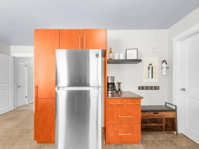 For Rent 2 Bedroom Apartment Edmonton AB DS104182711