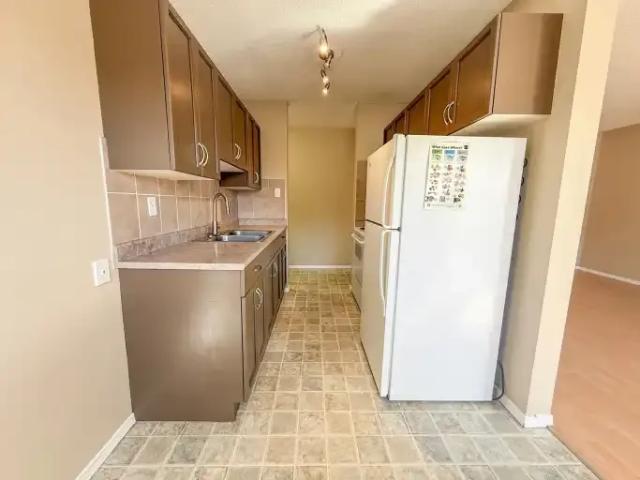 For Rent 2 Bedroom Apartment Edmonton AB DS104362780