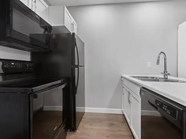 For Rent 2 Bedroom Apartment Edmonton AB DS104434147