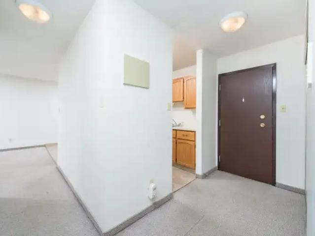 For Rent 2 Bedroom Apartment Edmonton AB DS104433919