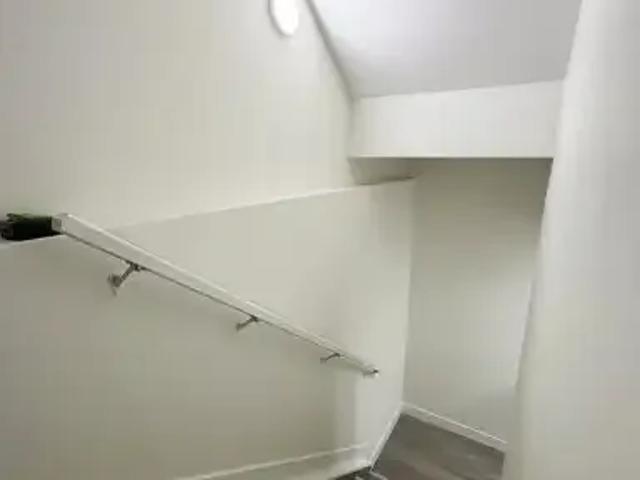 For Rent 2 Bedroom Apartment Edmonton AB DS104864120
