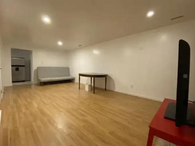 For Rent 2 Bedroom Apartment Edmonton AB DS104894938