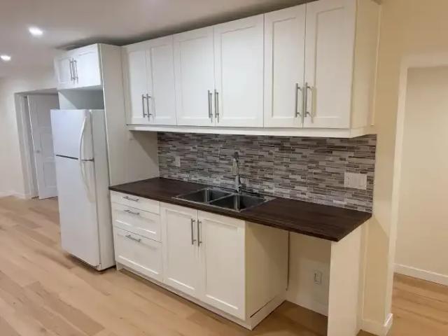 For Rent 2 Bedroom Apartment Edmonton AB DS104940850