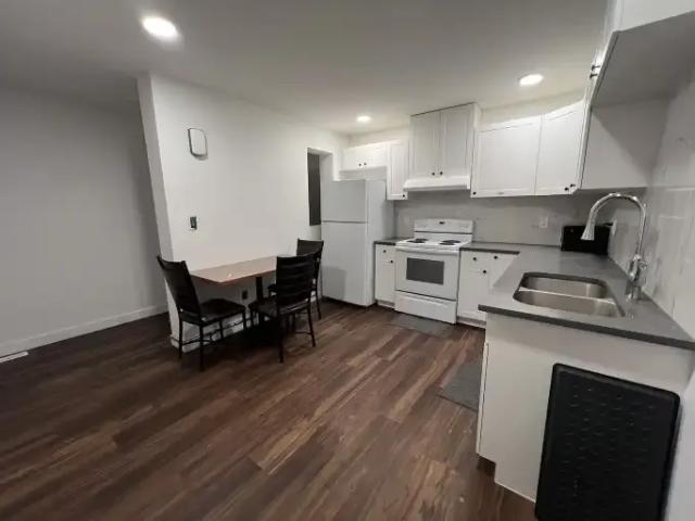 For Rent 2 Bedroom Apartment Edmonton AB DS105004690