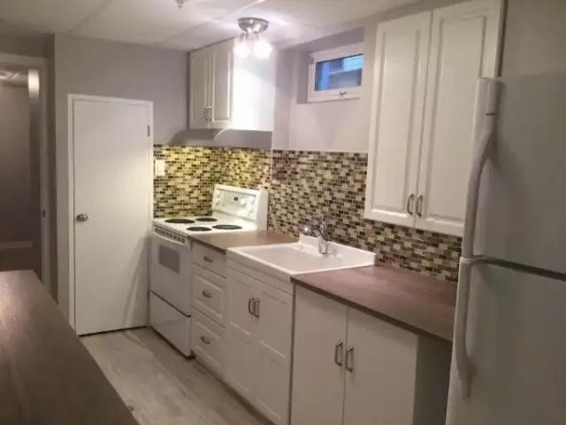 For Rent 2 Bedroom Apartment Edmonton AB DS105087706