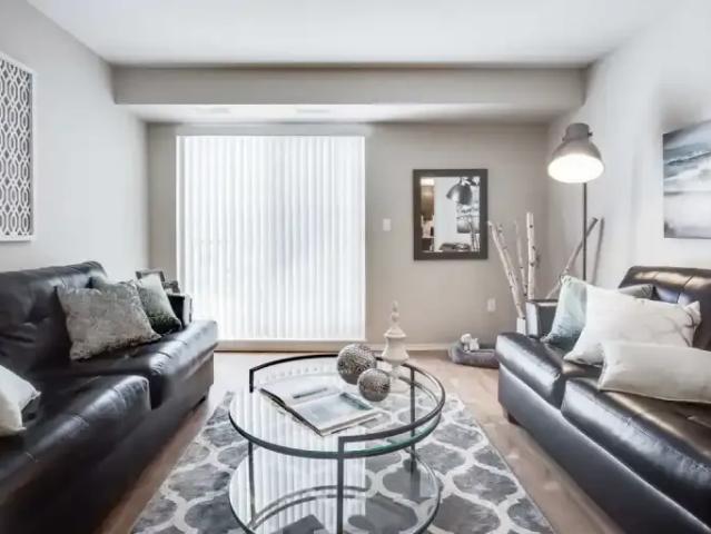 For Rent 2 Bedroom Apartment Edmonton AB DS102051636