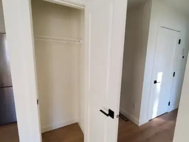 For Rent 2 Bedroom Apartment Edmonton AB DS102846727