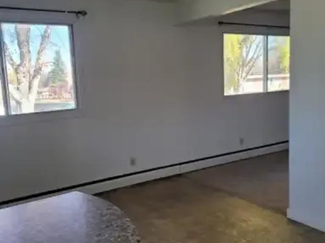 For Rent 2 Bedroom Apartment Edmonton AB DS96686506