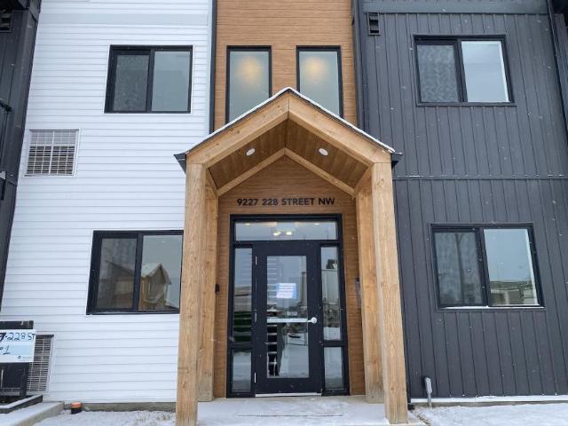 For Rent 2 Bedroom Apartment Edmonton AB DS98309174
