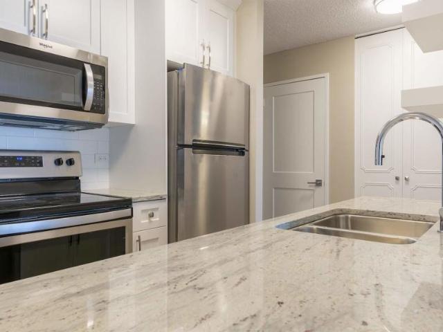 For Rent 2 Bedroom Apartment Edmonton AB DS98311613