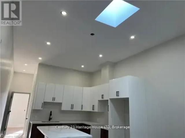 For Rent 2 Bedroom Apartment Fort Erie ON DS100527210