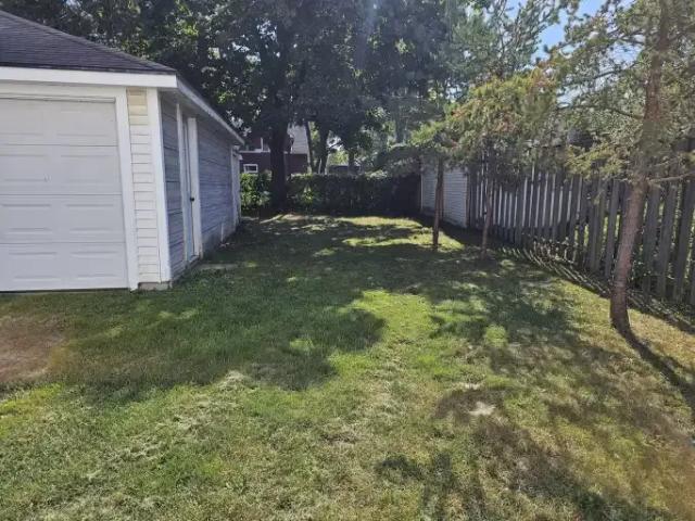 For Rent 2 Bedroom Apartment Fort Erie ON DS102846278