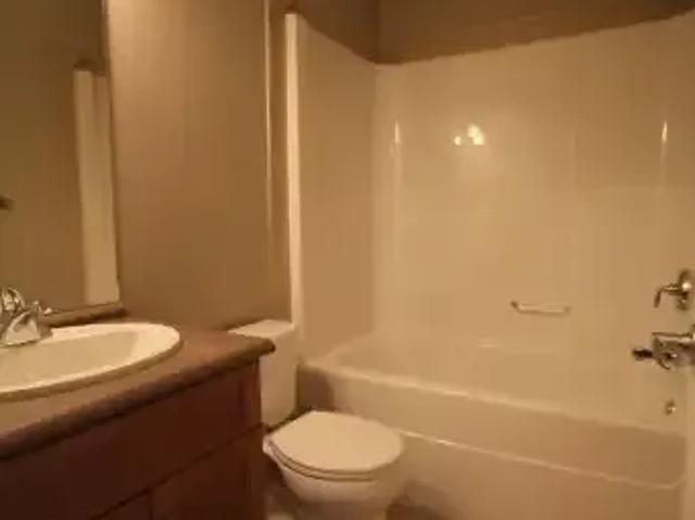 For Rent 2 Bedroom Apartment Fort McMurray AB DS102518788
