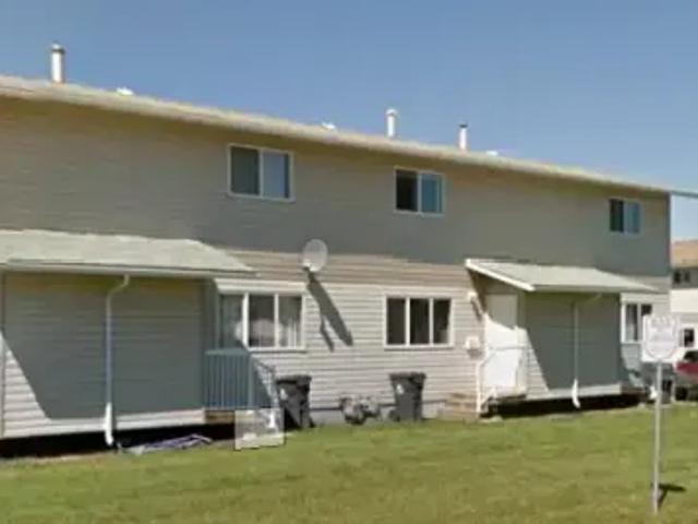 For Rent 2 Bedroom Apartment Fort St. John BC DS102811261