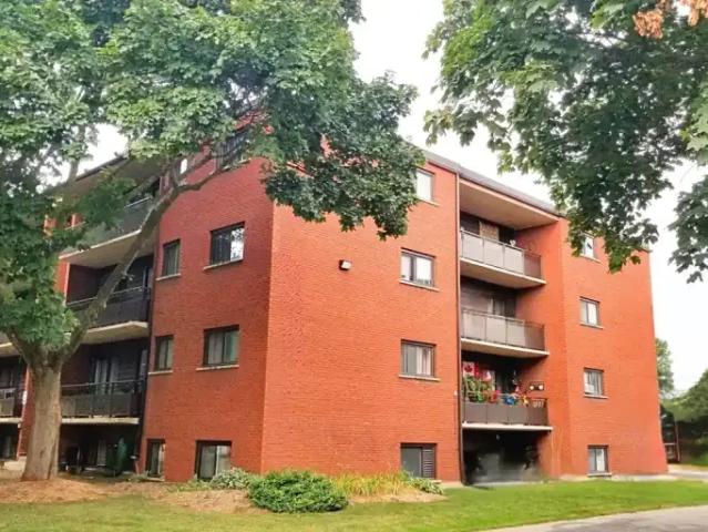 For Rent 2 Bedroom Apartment Guelph ON DS102018454