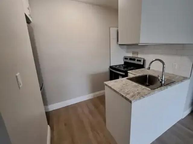 For Rent 2 Bedroom Apartment Guelph ON DS102751729