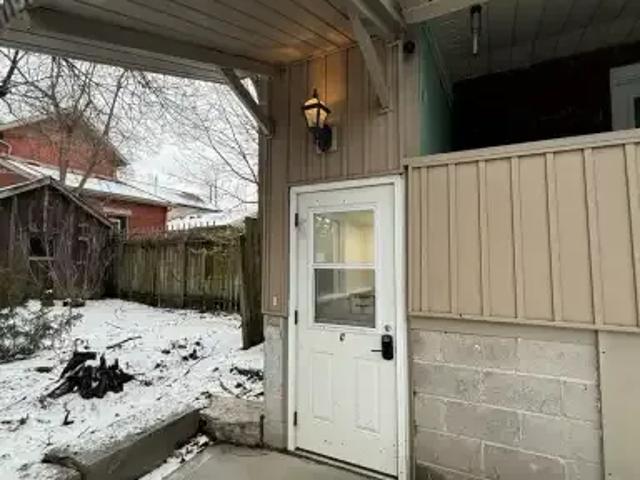 For Rent 2 Bedroom Apartment Guelph ON DS102846585
