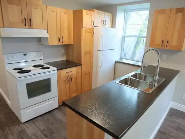 For Rent 2 Bedroom Apartment Guelph ON DS103011743
