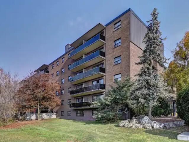 For Rent 2 Bedroom Apartment Guelph ON DS103150661