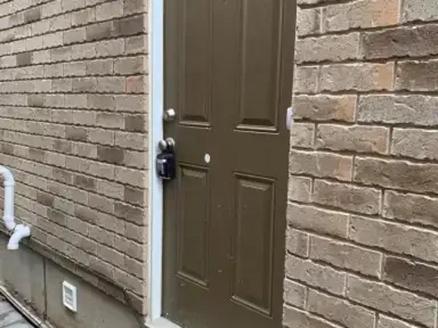 For Rent 2 Bedroom Apartment Guelph ON DS104401433