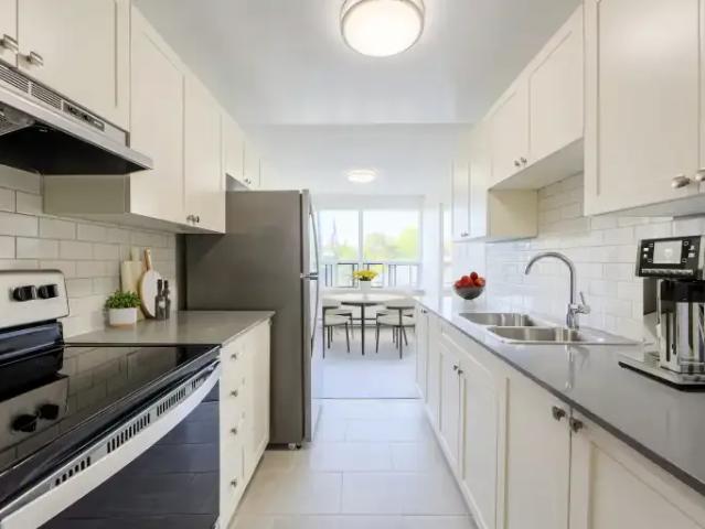 For Rent 2 Bedroom Apartment Guelph ON DS104710365