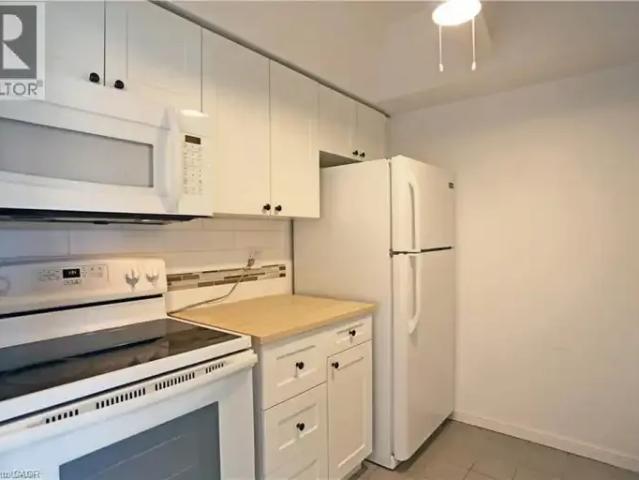 For Rent 2 Bedroom Apartment Guelph ON DS104864247