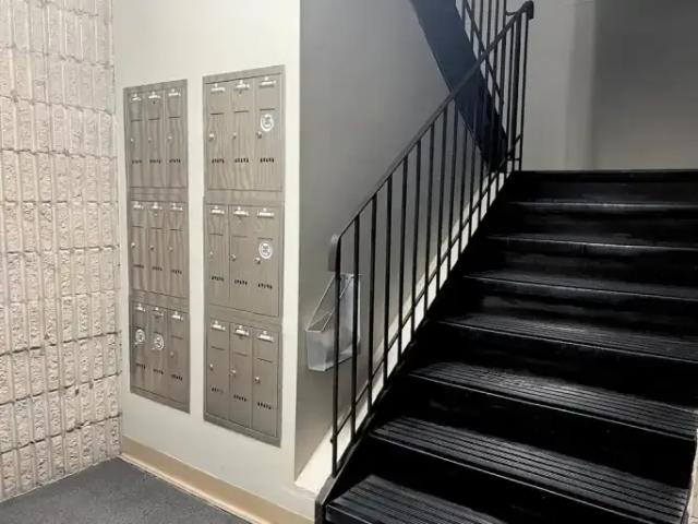 For Rent 2 Bedroom Apartment Goderich ON DS103354876