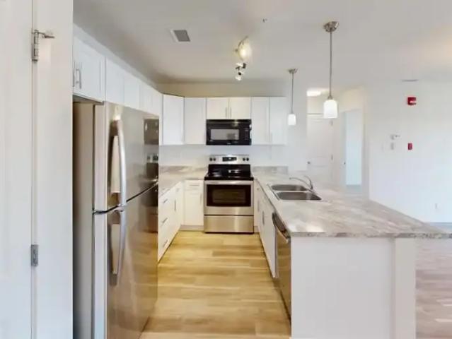 For Rent 2 Bedroom Apartment Grande Prairie AB DS105072159