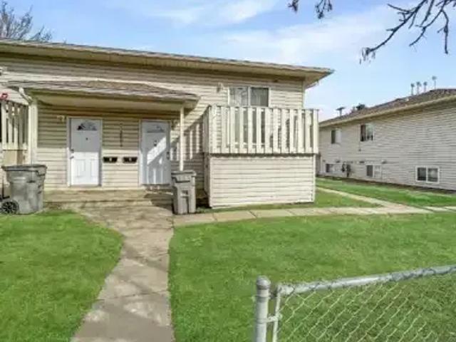 For Rent 2 Bedroom Apartment Grande Prairie AB DS99793961