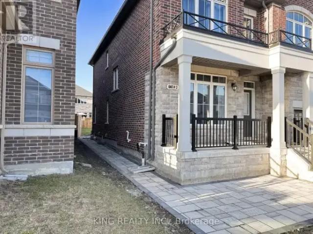 For Rent 2 Bedroom Apartment Innisfil ON DS104000182