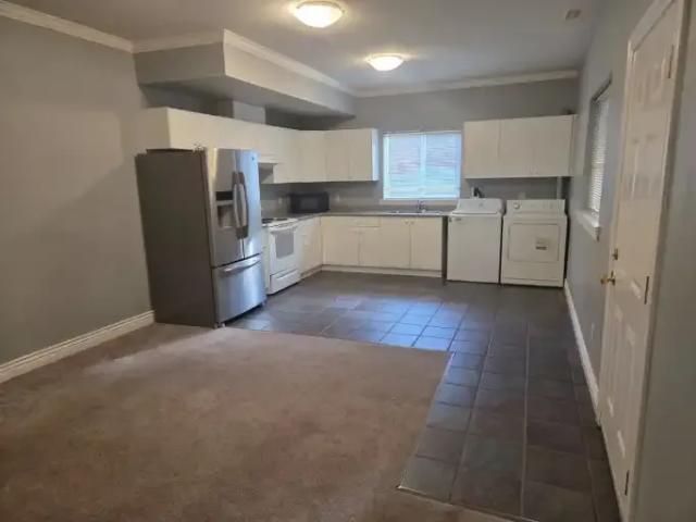 For Rent 2 Bedroom Apartment Kamloops BC DS104876807