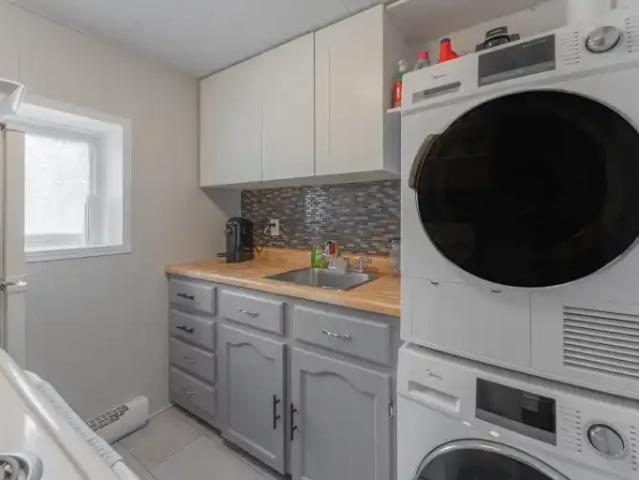 For Rent 2 Bedroom Apartment Kingston ON DS104224121