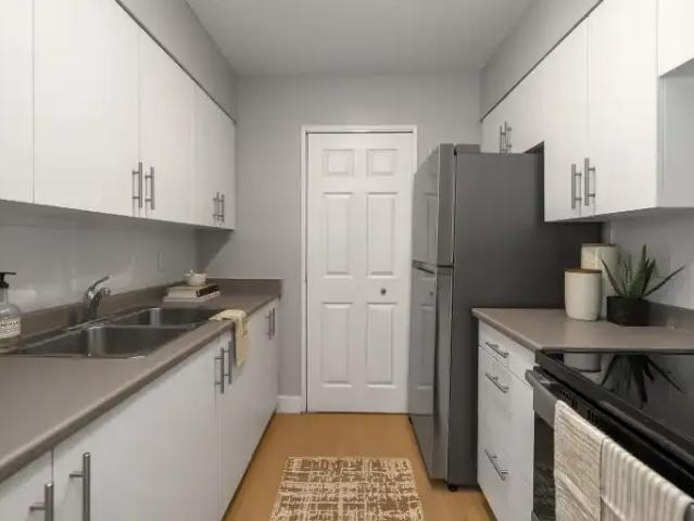 For Rent 2 Bedroom Apartment Kitchener ON DS101948353