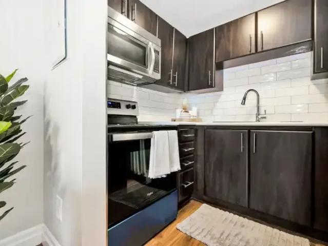 For Rent 2 Bedroom Apartment Kitchener ON DS101948354