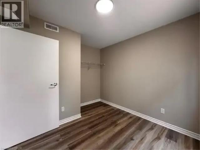 For Rent 2 Bedroom Apartment Kitchener ON DS102272487