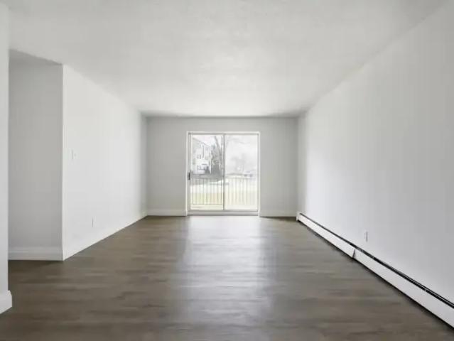 For Rent 2 Bedroom Apartment Kitchener ON DS102752188