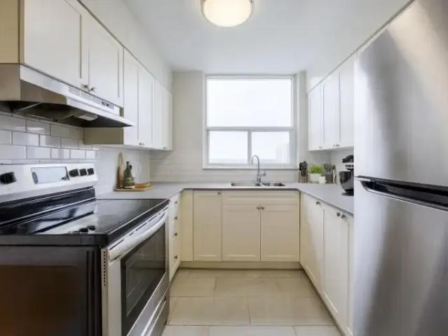 For Rent 2 Bedroom Apartment Kitchener ON DS102882277