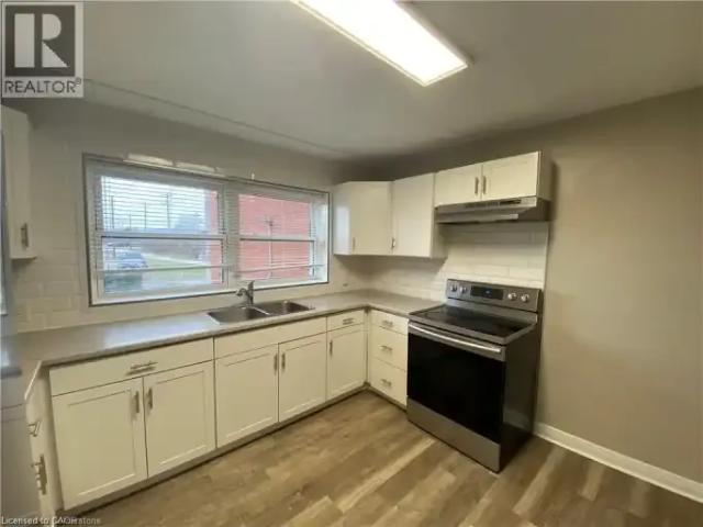 For Rent 2 Bedroom Apartment Kitchener ON DS103091647