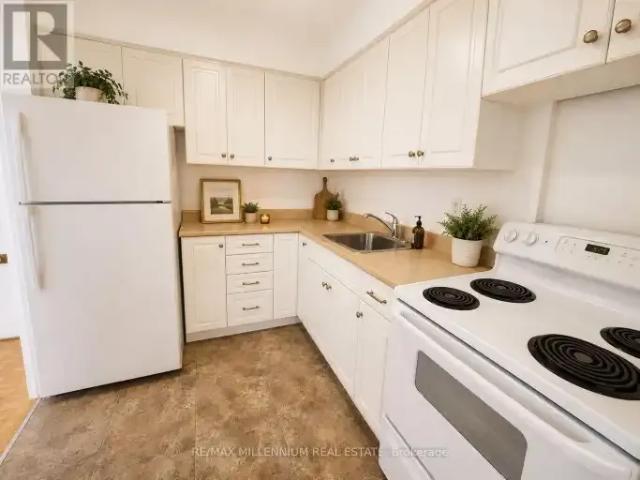 For Rent 2 Bedroom Apartment Kitchener ON DS104036388