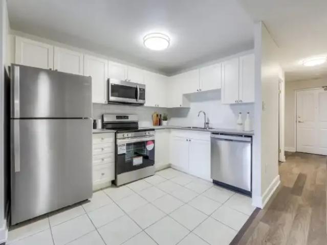 For Rent 2 Bedroom Apartment Kitchener ON DS104956082