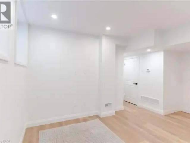 For Rent 2 Bedroom Apartment Kitchener ON DS105135707