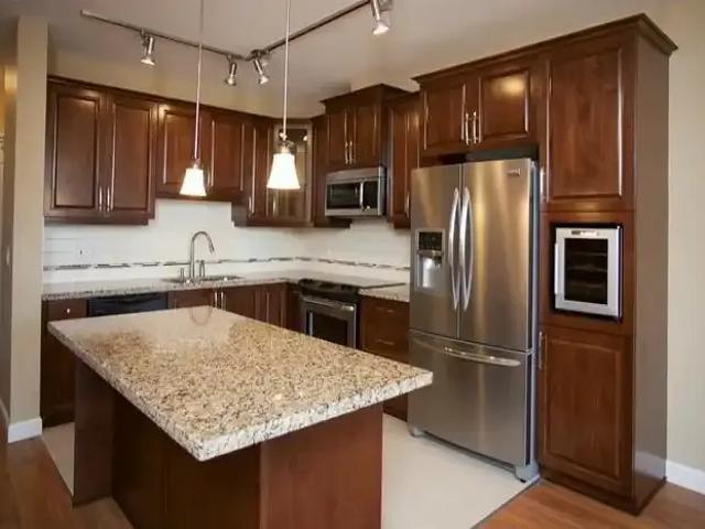 For Rent 2 Bedroom Apartment Langley Township BC DS104401474