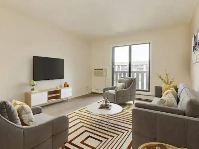 For Rent 2 Bedroom Apartment Lloydminster AB DS103010887