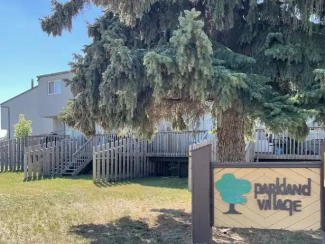 For Rent 2 Bedroom Apartment Lloydminster SK DS104400647