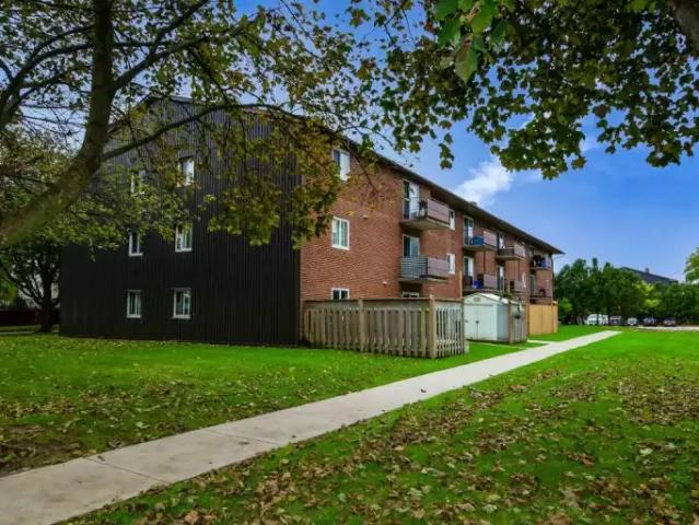 For Rent 2 Bedroom Apartment London ON DS103541252