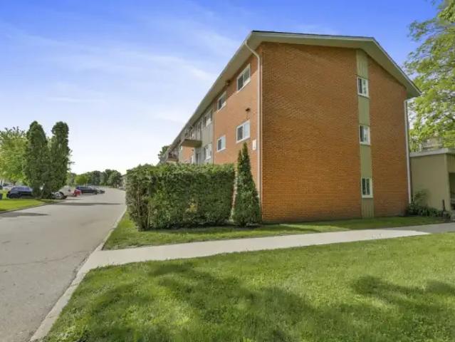 For Rent 2 Bedroom Apartment London ON DS104887695